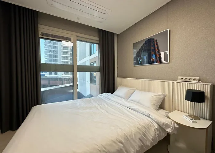 Aparthotel Y Collection By Uh Flat Osiria 4*
