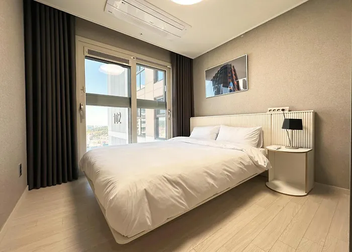 Y Collection By Uh Flat Osiria Aparthotel