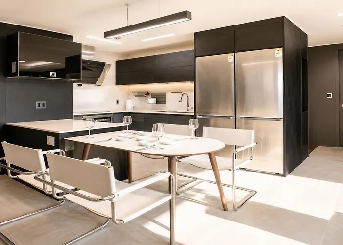 Hotel apartamentowy Y Collection By Uh Flat Osiria Pusan