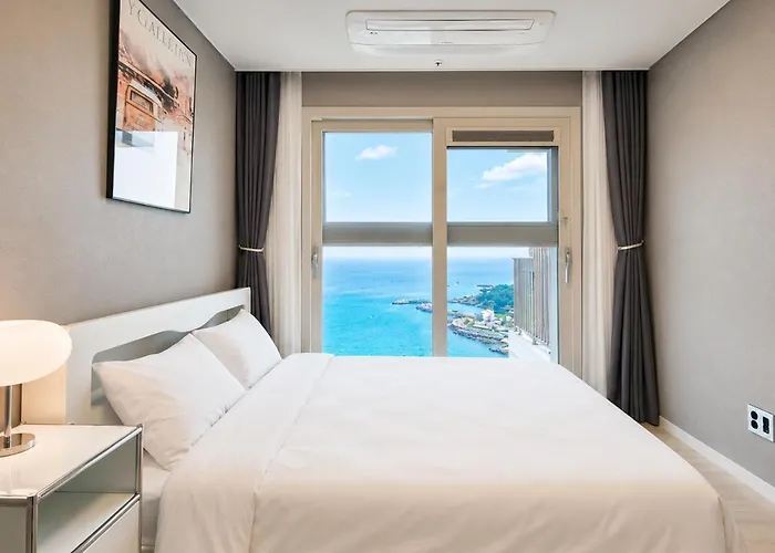 Y Collection By Uh Flat Osiria Hotel apartamentowy