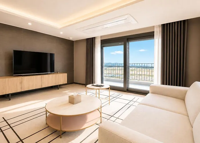 Y Collection By Uh Flat Osiria 4* Pusan